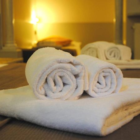Hotel White Rose Igi Airport New Delhi Eksteriør bilde